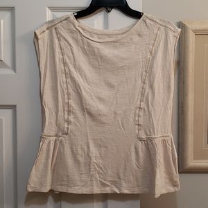 🔵 Banana Republic Malibu Tee